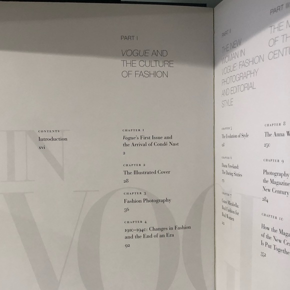 LIM TIME DISCOUNTED SHIPPING! 🌟HOST PICK🌟 Hardcover- In Vogue: The Illustrated - Picture 5 of 13